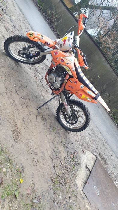 De vânzare cross 250cc