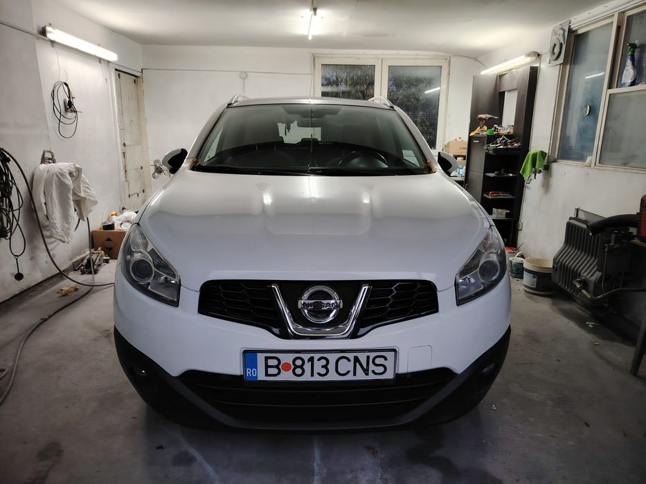 Vand Nissan Qashqai an fabricație 2011
