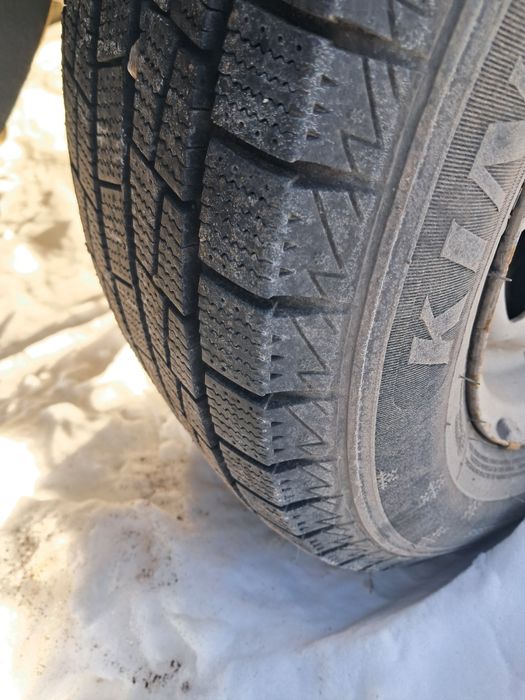 Шины комплект новые