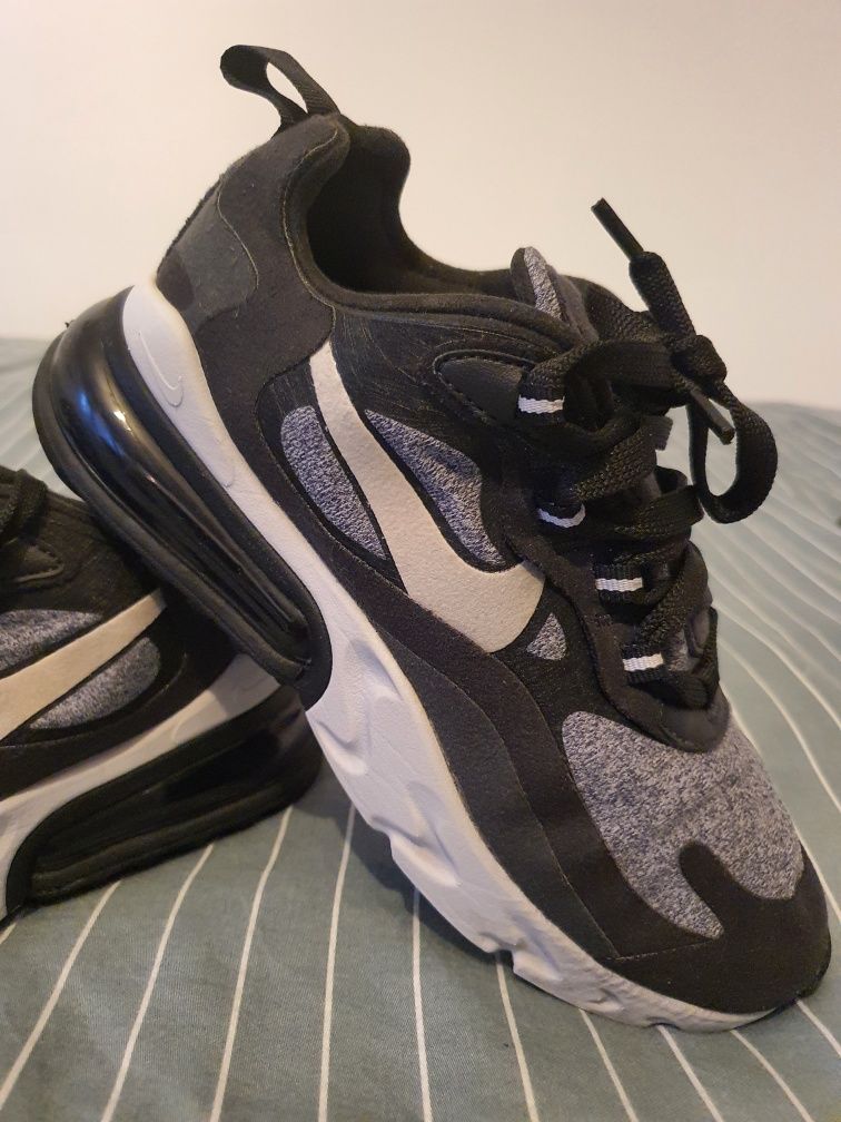 Adidasi Nike Air Max 270 React marimea 36