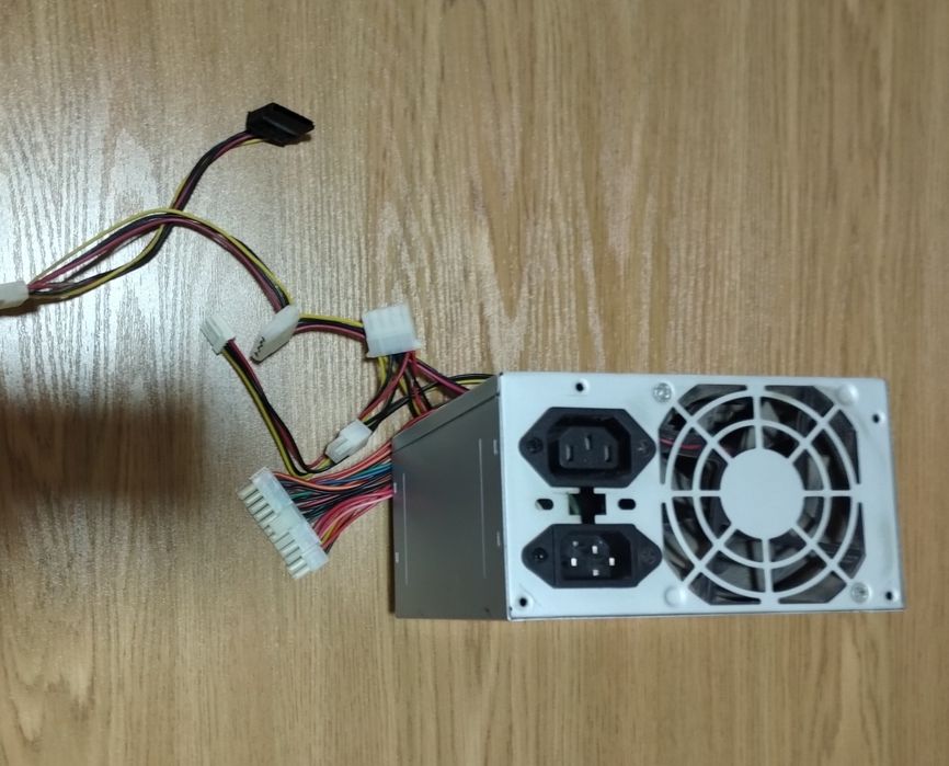 Блок питания для компьютера б/у рабочий