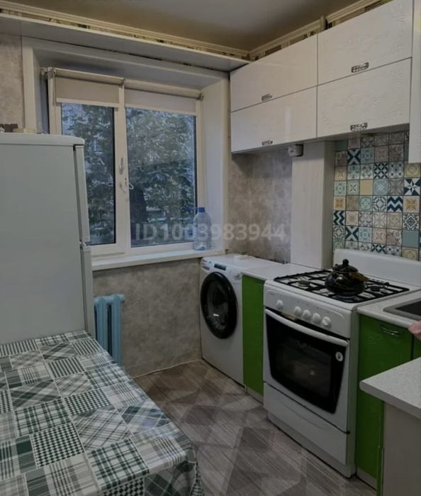 Кухня б/у в хорошем состоянии