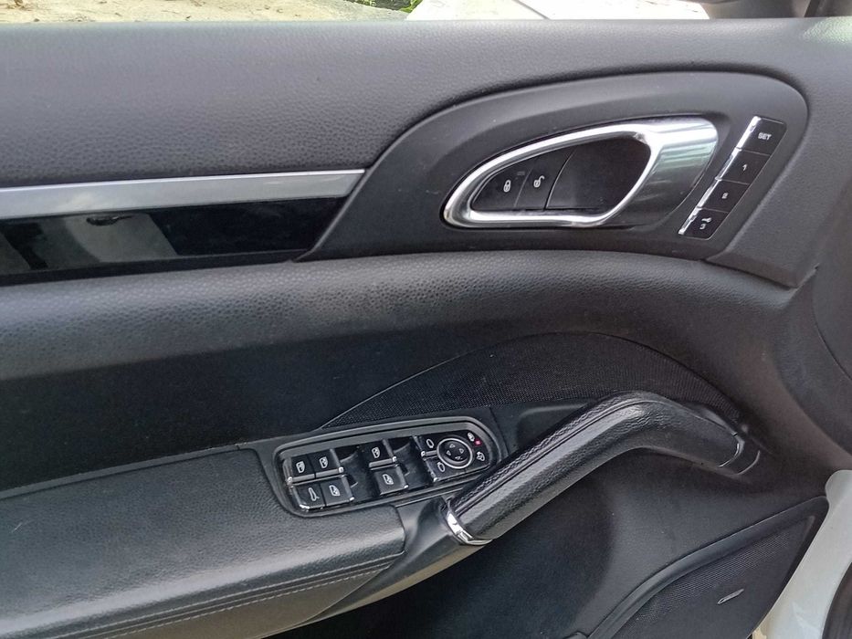 Porsche Cayenne  Cayenne