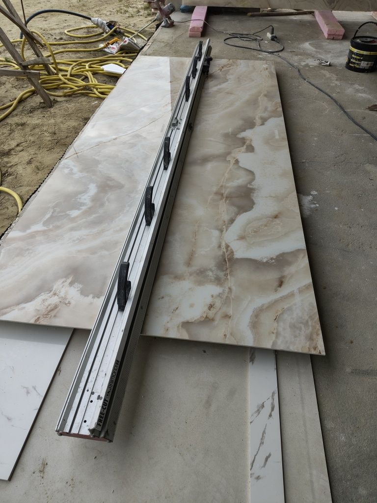 Sistem de taiere plăci ceramice Raimondi