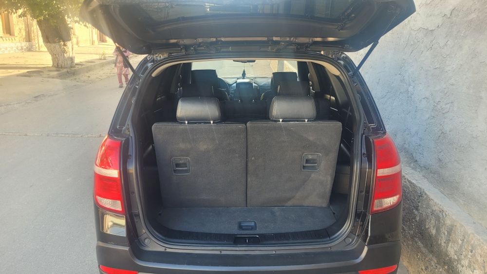 Chevrolet Captiva. Год 2010 .1