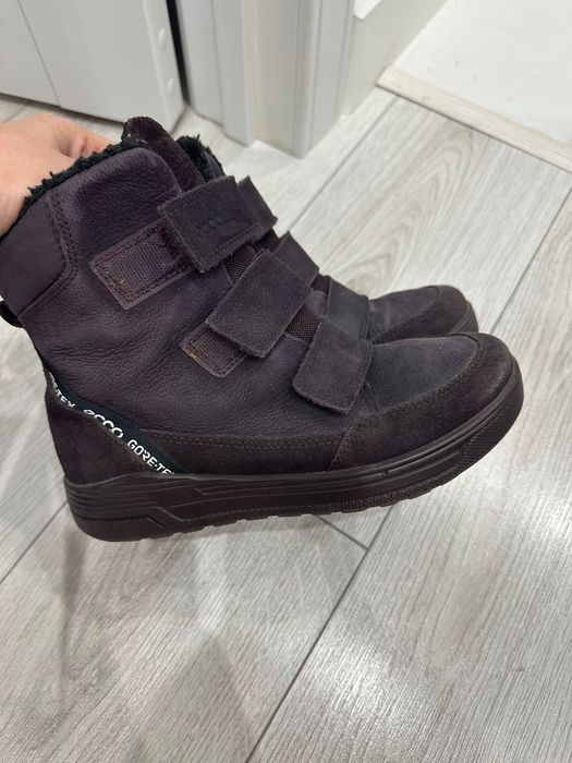продам зимнюю обувь ecco  36 раз