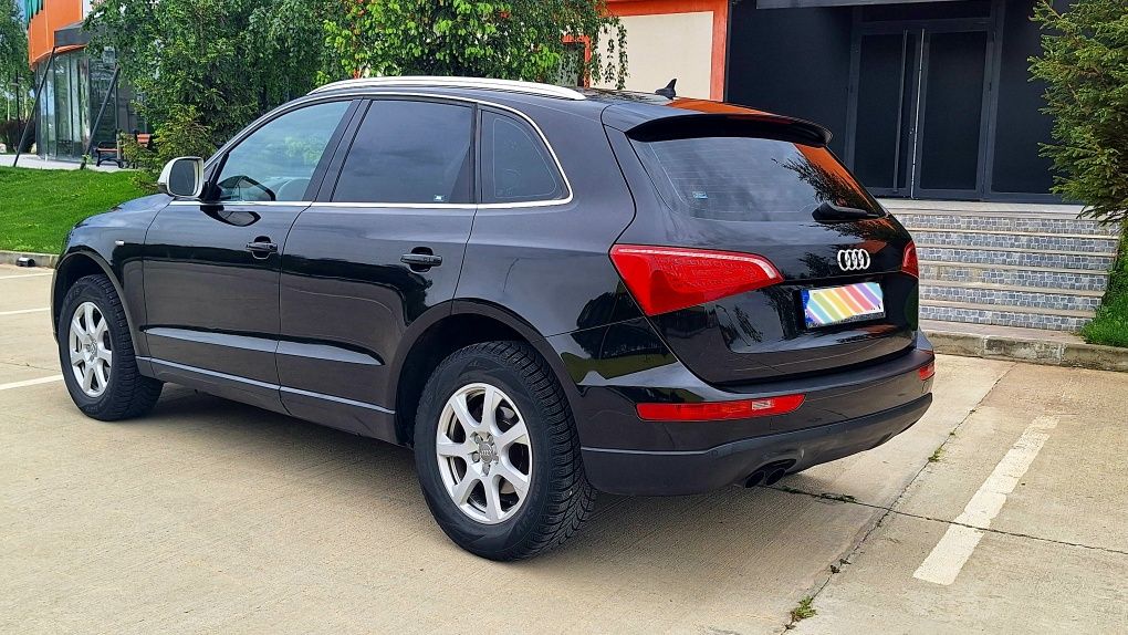 Audi Q5//Diesel 2.0/Quattro