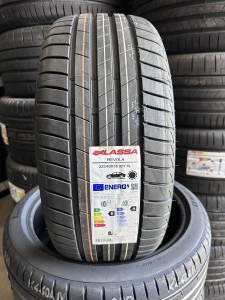 225/40/18 LASSA 4бр