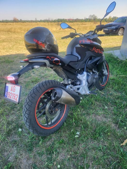 Vând motocicleta Rivero Monza 125 cm din 2021km 6200