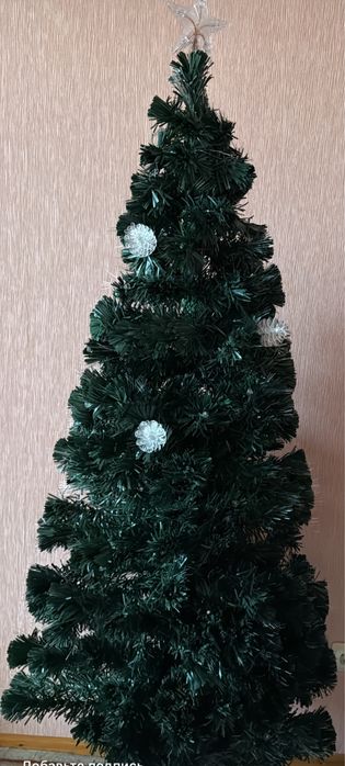 Ель 180 см искусственная.