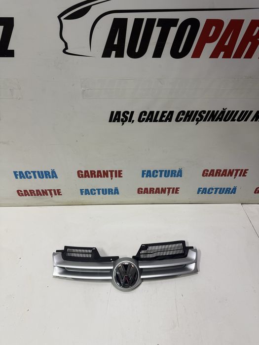 Grila fata cu semn VW Golf 5 Hatchback gri argintiu LA7W Aftermarket