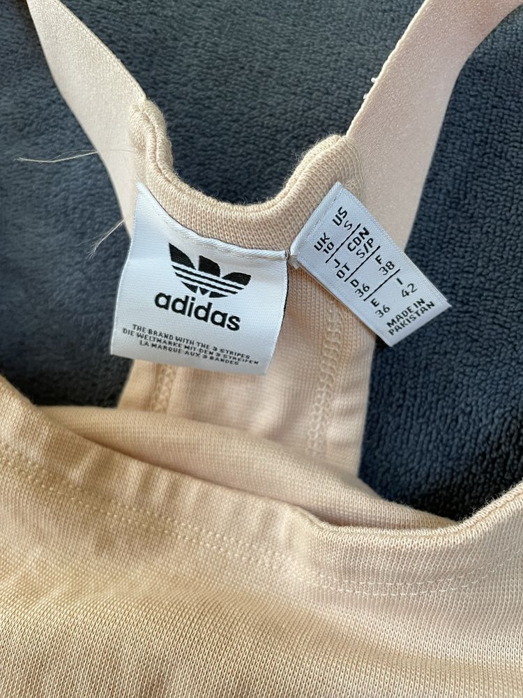 Дамска спортна рокля Adidas