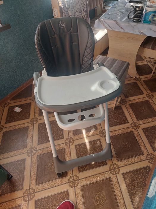 Стул для кормления