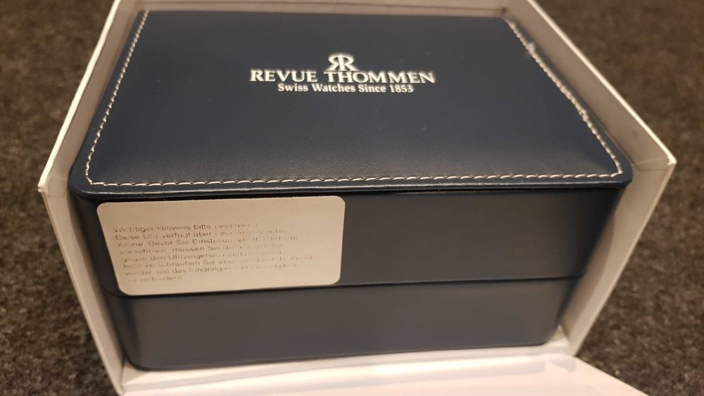 Revue thommen / automatic