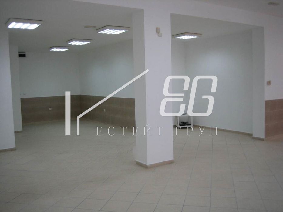 Магазин в Варна-Владиславово площ 150 цена 2500