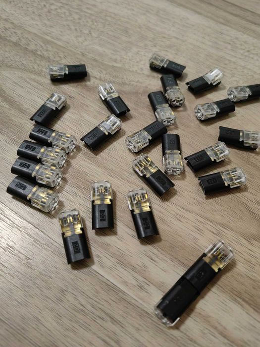 Set 30 de cleme electrice tip D2 pentru cuplarea cablurilor