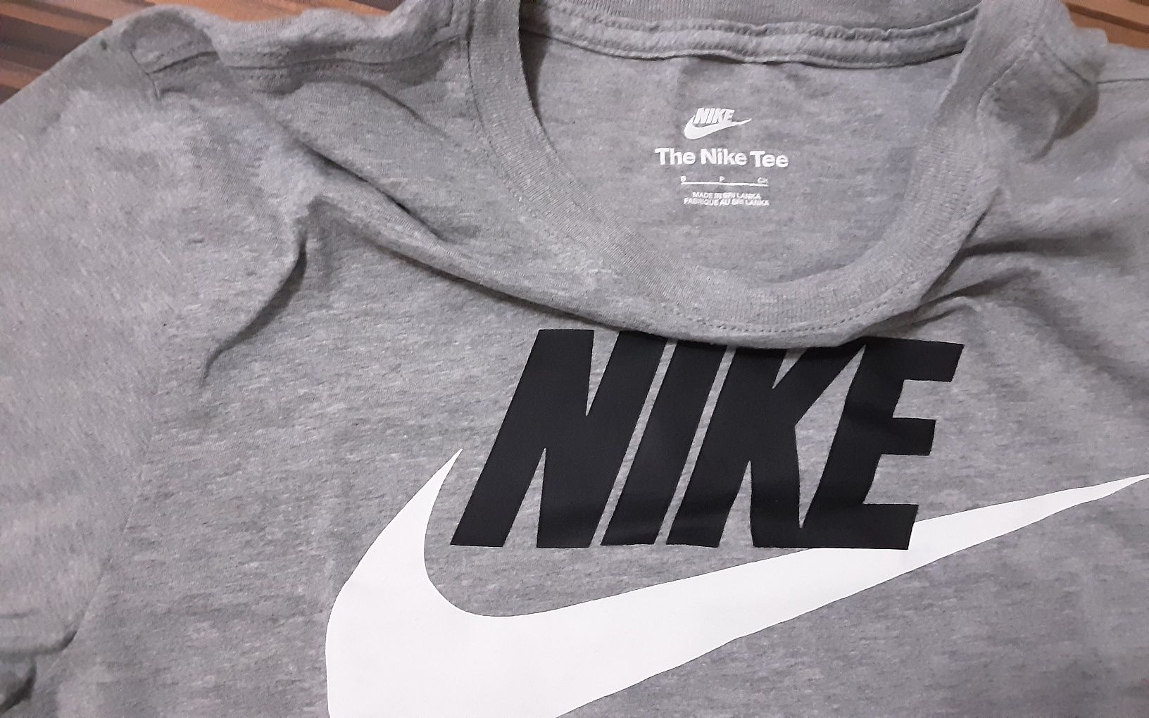 (S) NIKE оригинални тениски и къси панталони