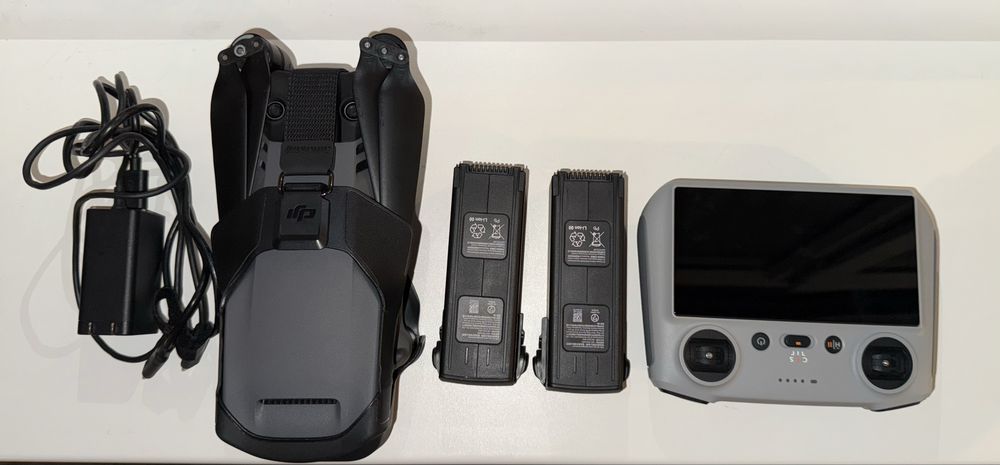 Дрон DJI MAVIC 3 fly more combo