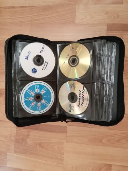 CD диски с записями по 150 тенге