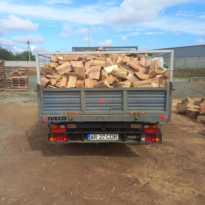 Lemne de foc arad depozit gai