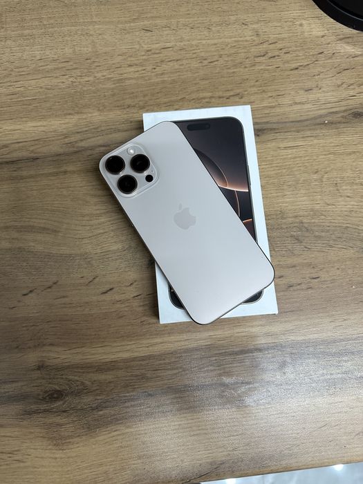 Iphone 16 Pro Max Gold (256гб) АКБ 93%