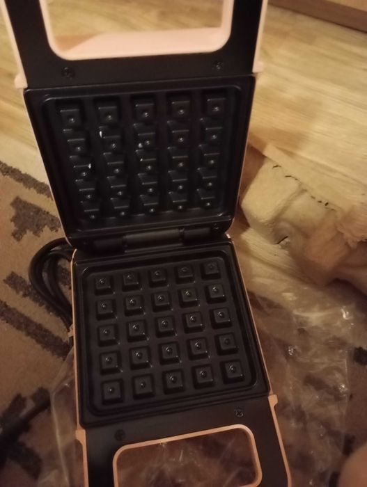 Waffle maker Гофретник