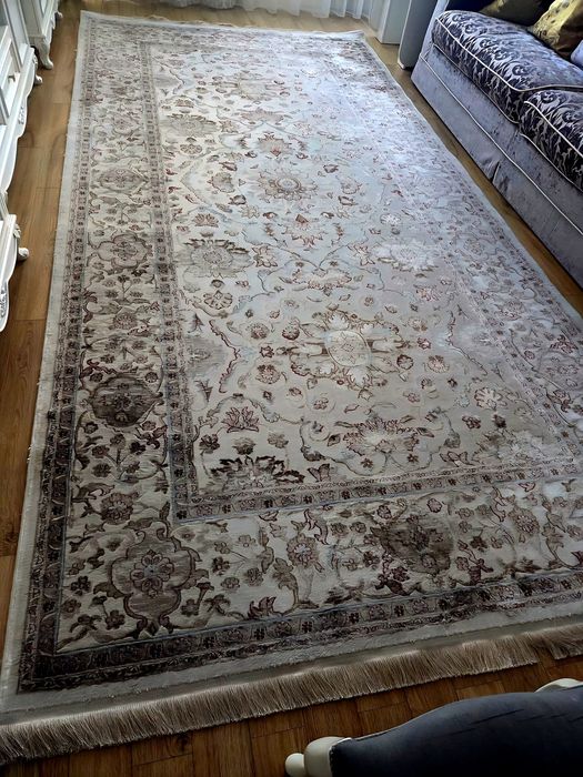 Продам шёлковый ковёр 2×4 м 100 000 тенге