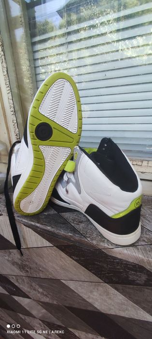 Чисто нови кецове HOUSE