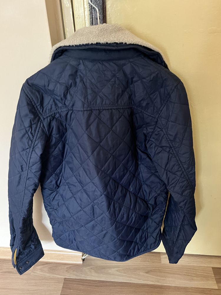 Яке Pull & Bear