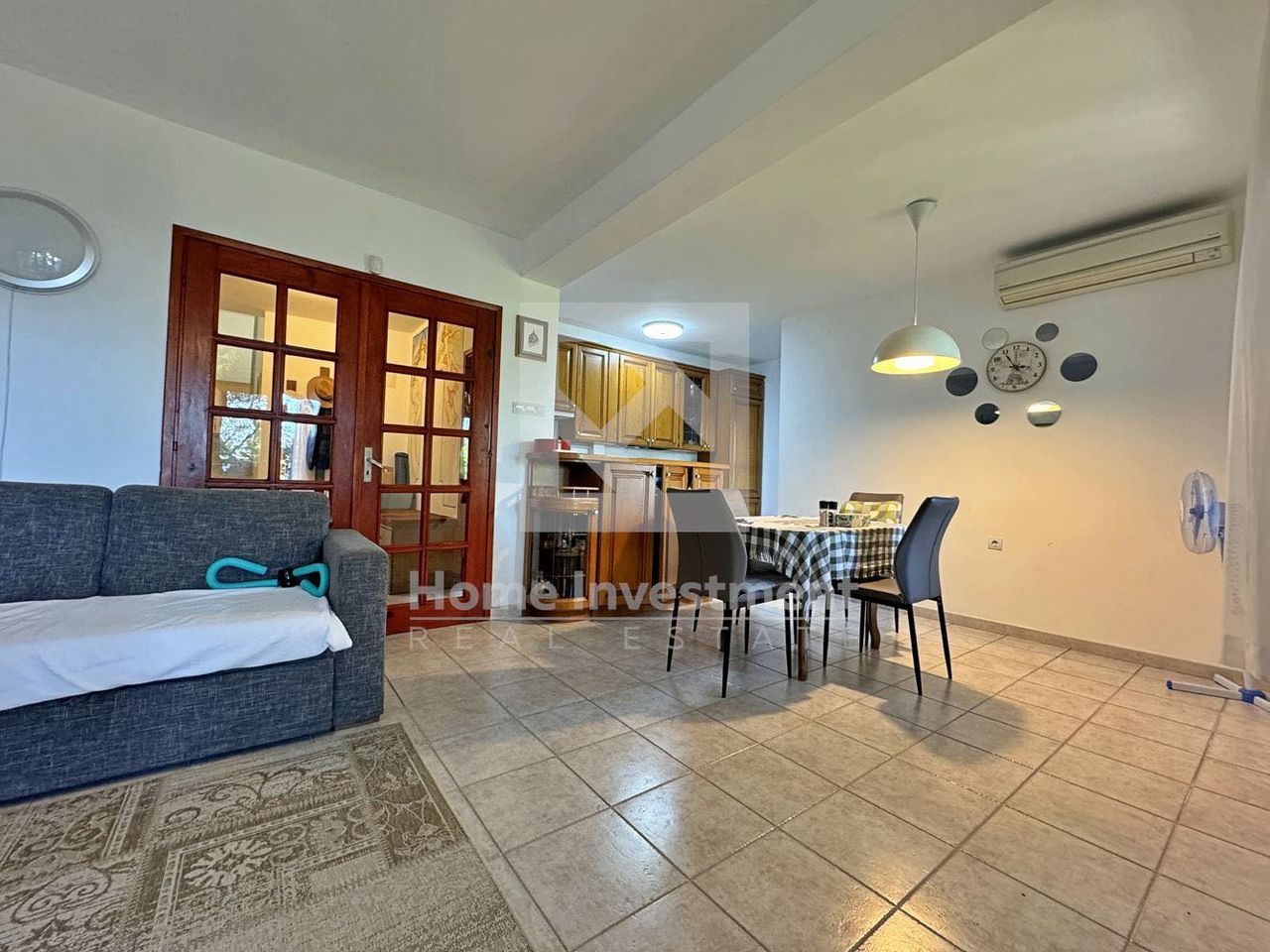 Продава се Тристаен апартамент в к.к. Св.Св. Константин и Елена - 108 кв.м за 1759 €/кв.м - Снимка #3