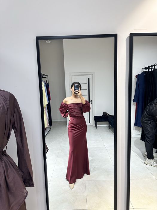 Платье одевала один раз на свадьбу