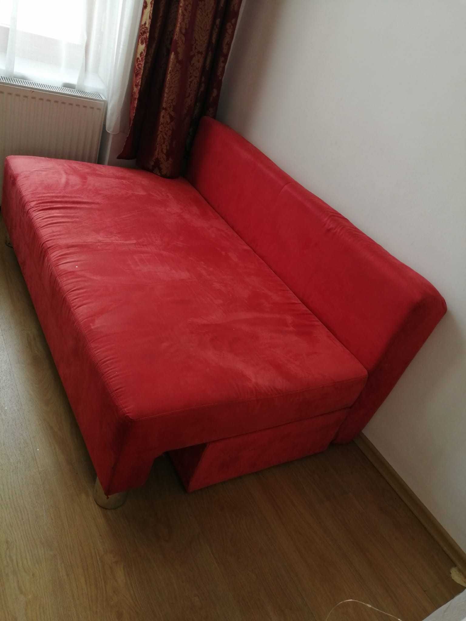 CANAPEA EXTENSIBILA cu lada depozitare - zona de dormit 150x155cm