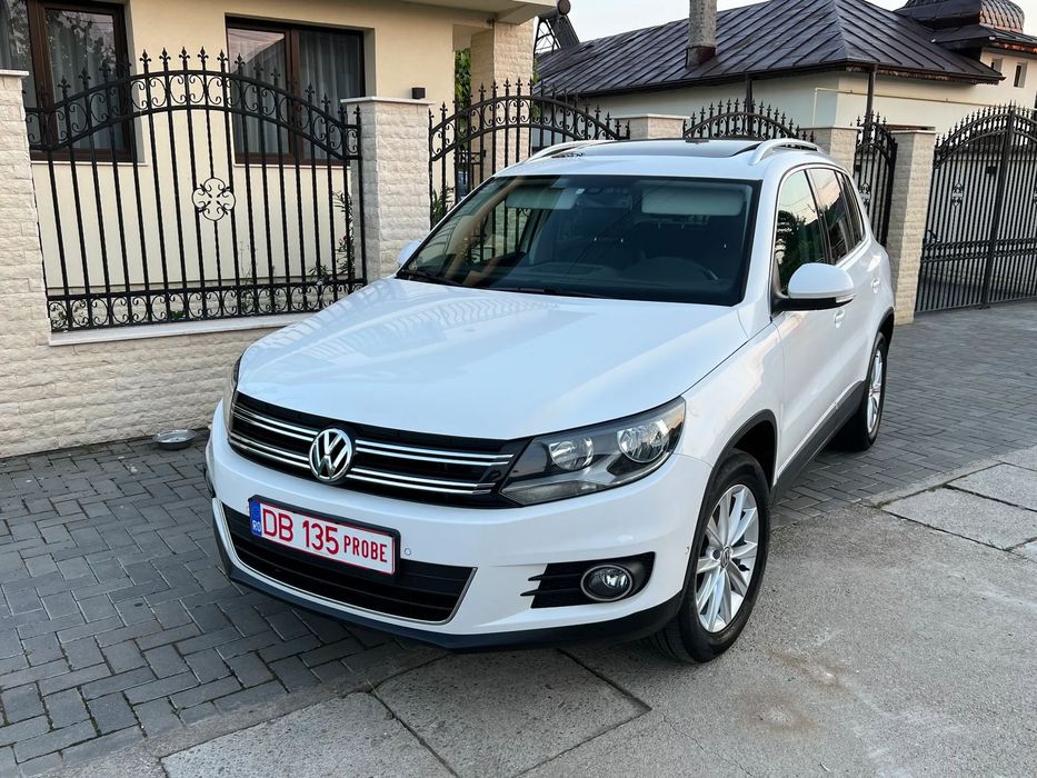 Volkswagen Tiguan 4 MOTION , Piele , Navi , Carte Service FULL , FACTURA CU KM!