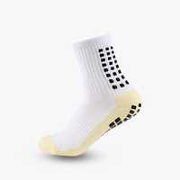 Анти плъзгащи чорапи (grip socks)