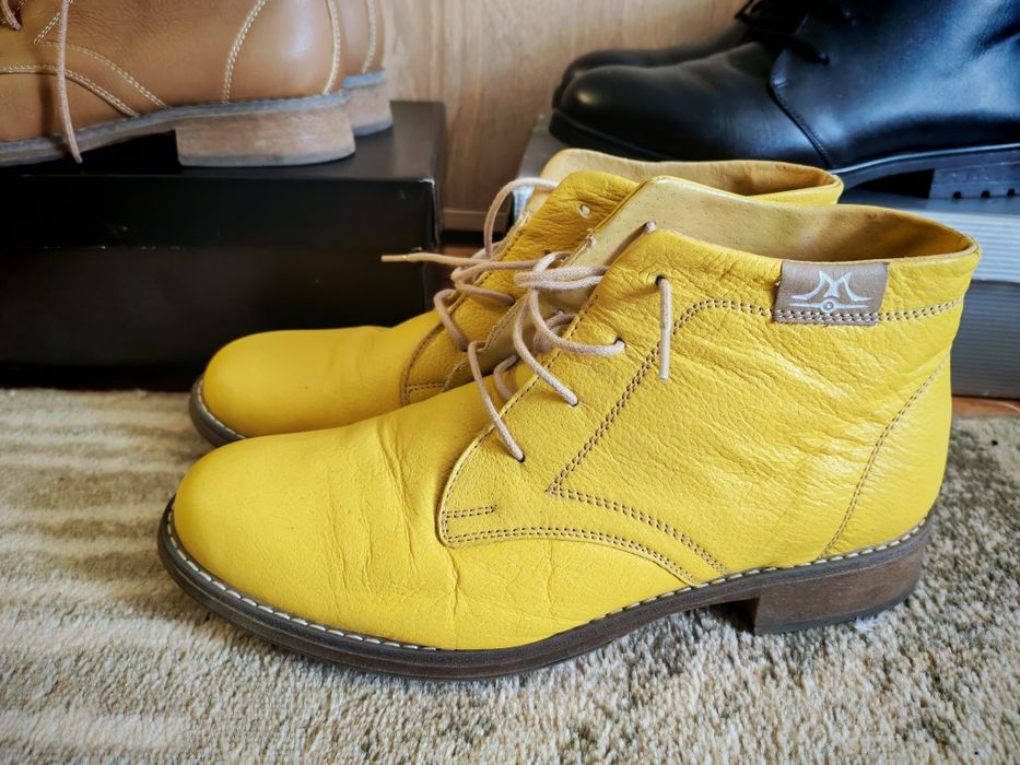 Дамски обувки /боти - кларкове естествена кажа 41номер