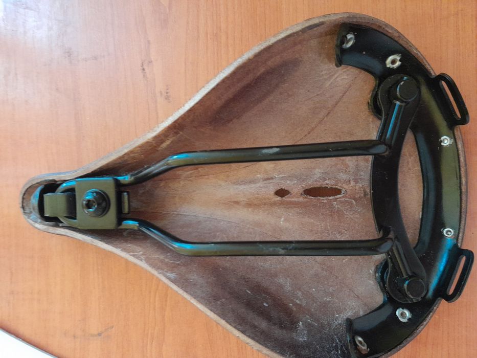 Sa bicicleta din piele naturala Lepper tourer