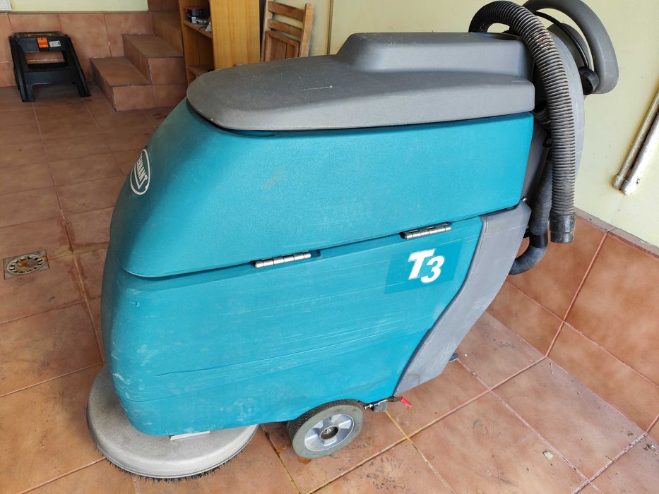 Masina spalat pardoseli Tennat T3