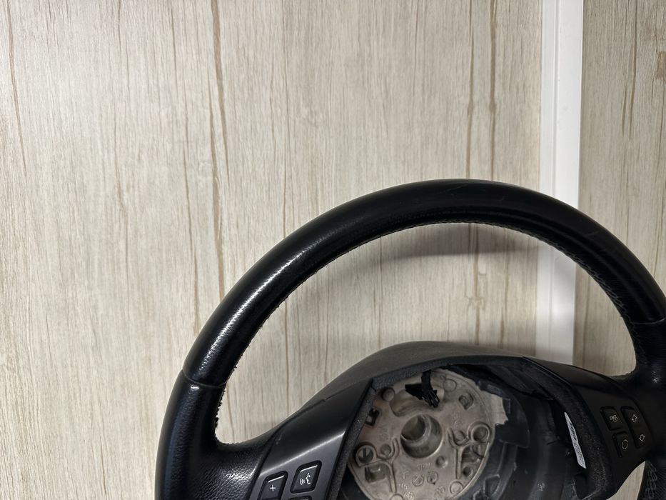 Мултиволан за BMW