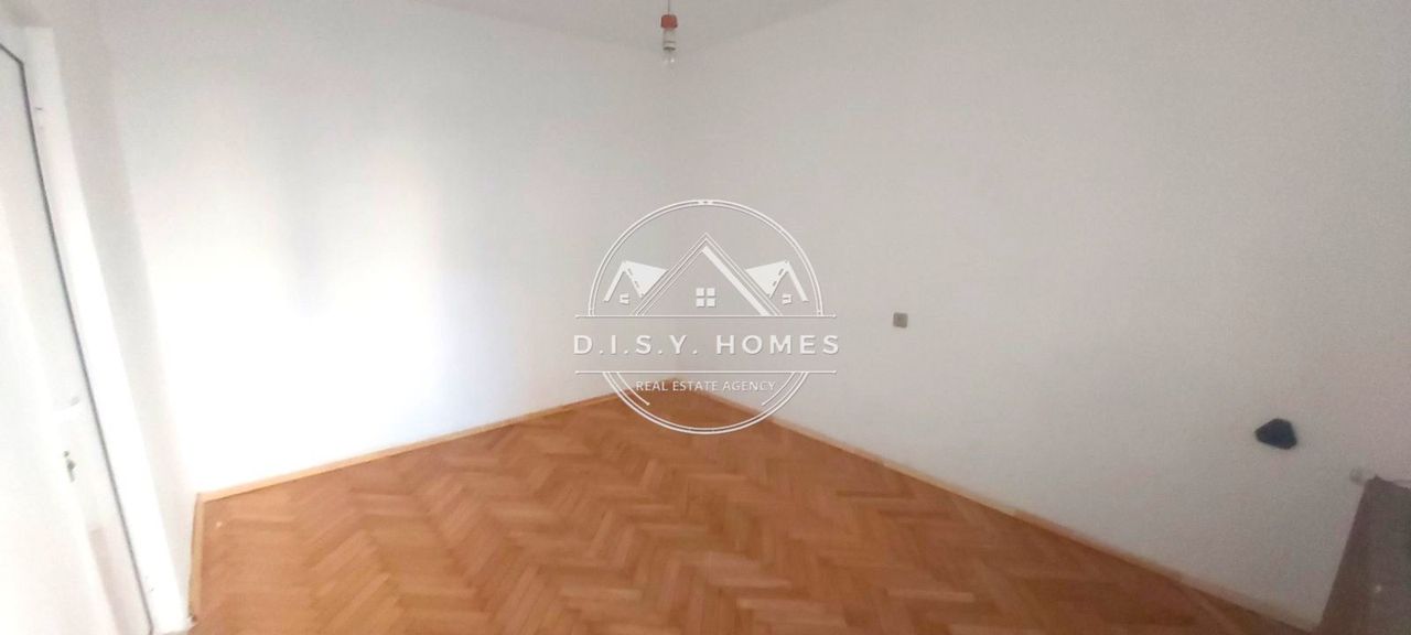 Продава се Тристаен апартамент в Габрово, Център - 53 кв.м за 850 €/кв.м - Снимка #3