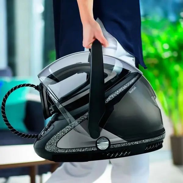 Утюг с парогенератором Tefal GV9620E0