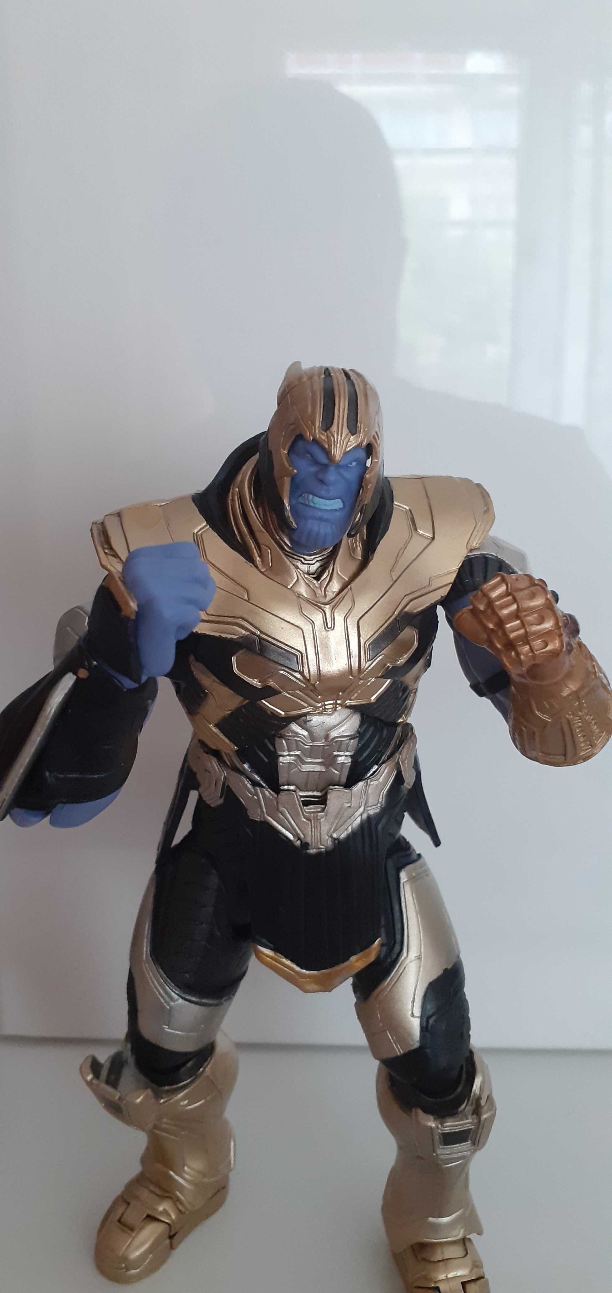 Figurina Marvel Thanos plus accesorii