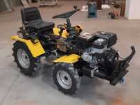 Minitractor Campo Progarden Benzină 4x4 18 CP pentru tăierea ierbii