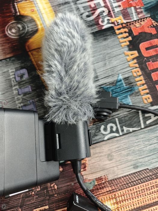 Microfon Sony XLR-K3M cu adaptor 
Sony 
Sony XLR-K3M Microfo
Sony XLR-