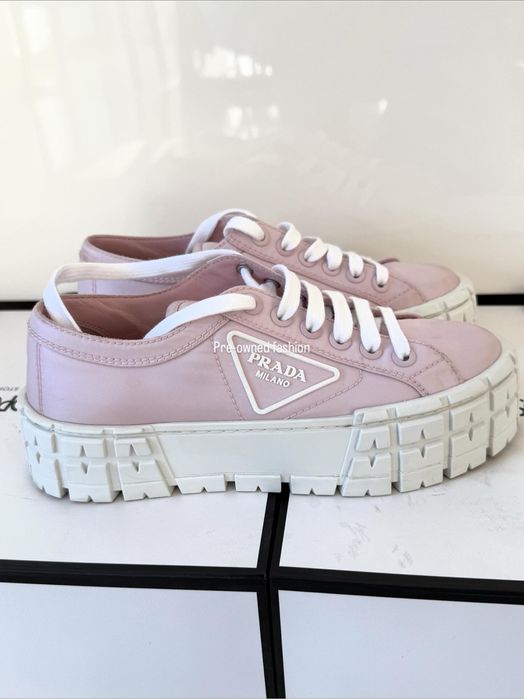 Prada маратонки /37.5