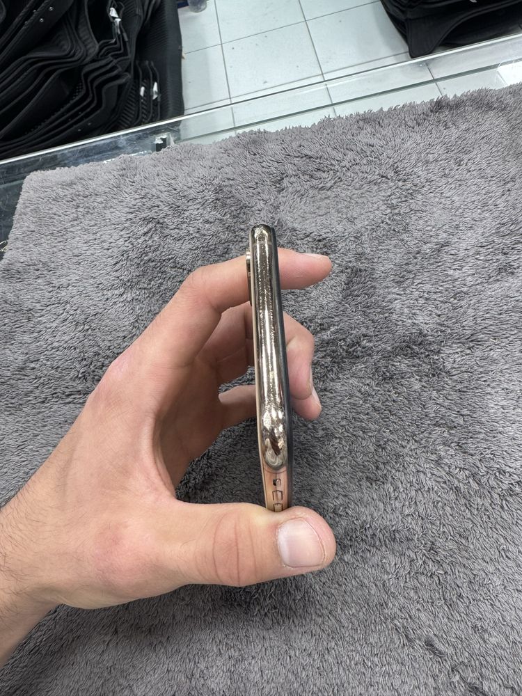 Iphone xs max xamma joyi ishlidi