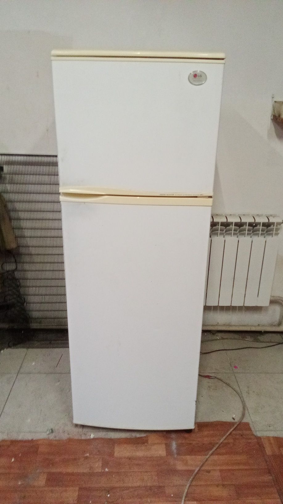 Холодильники разные варианты в Алматы р-н аккент