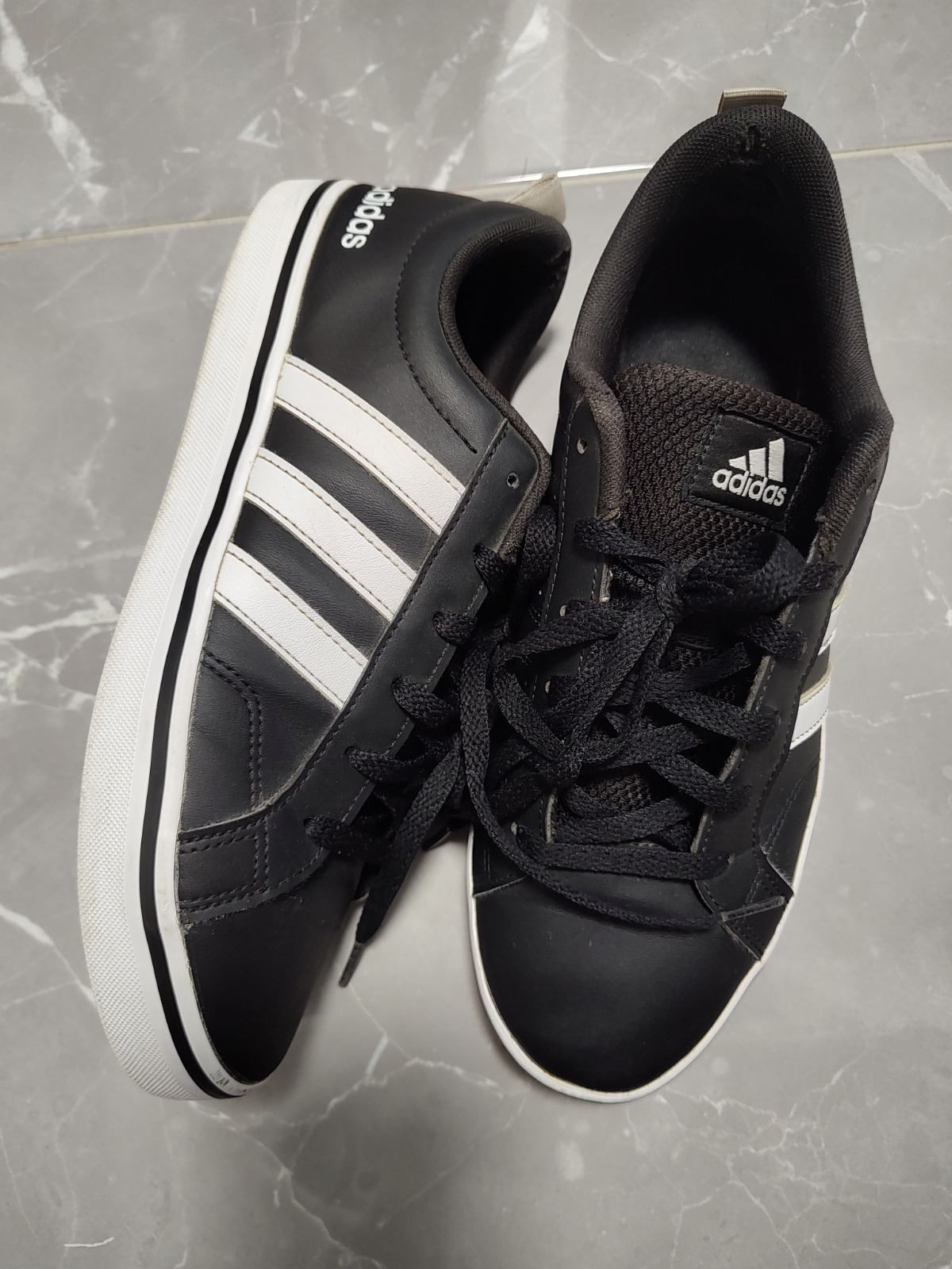Маратонки Adidas