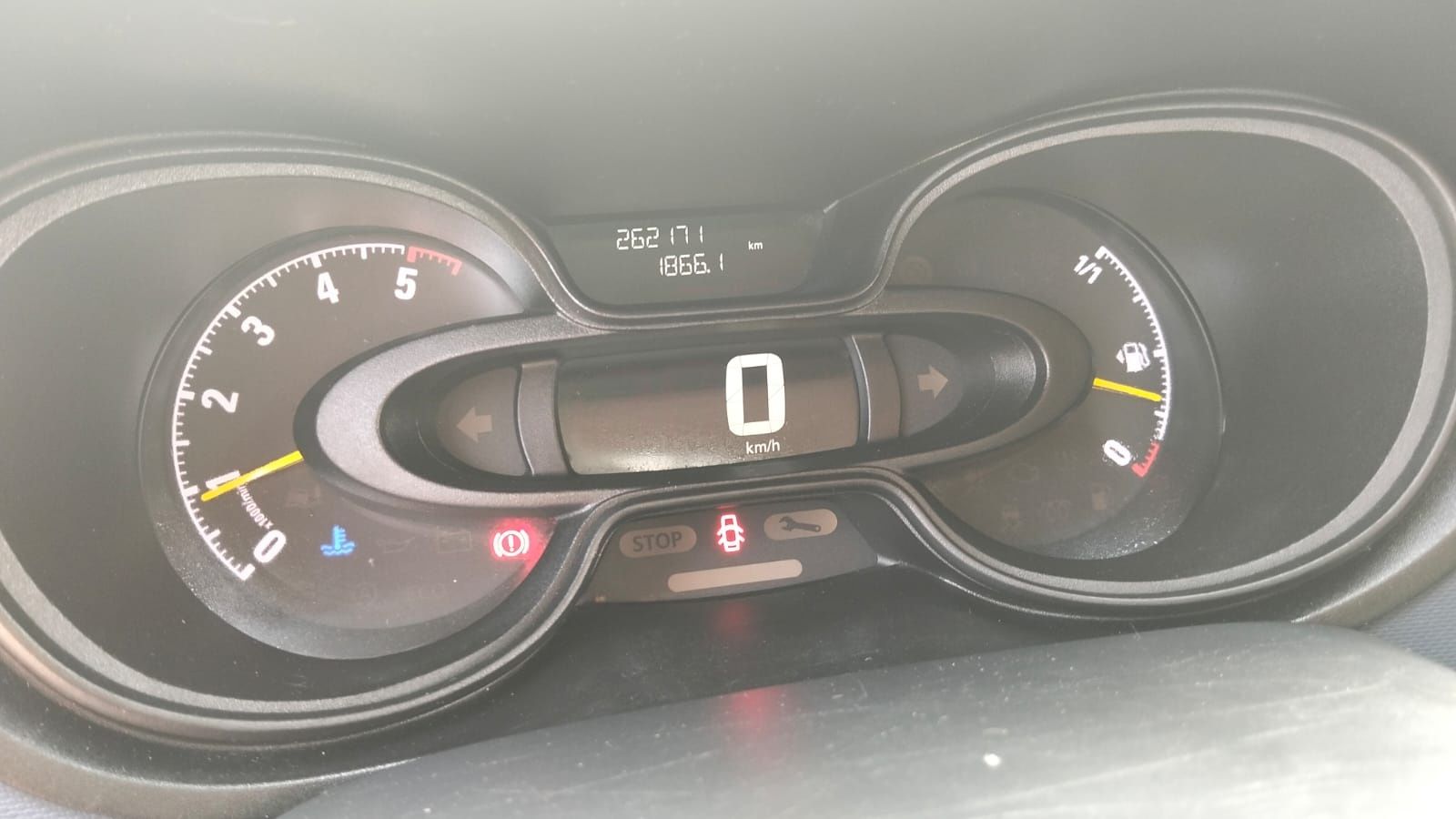 Opel Vivaro 1,6D,/ 2015