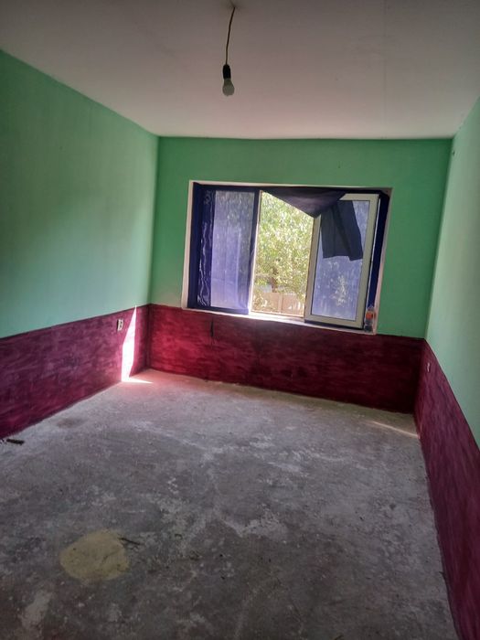 Sotiladi 1 xonali uy