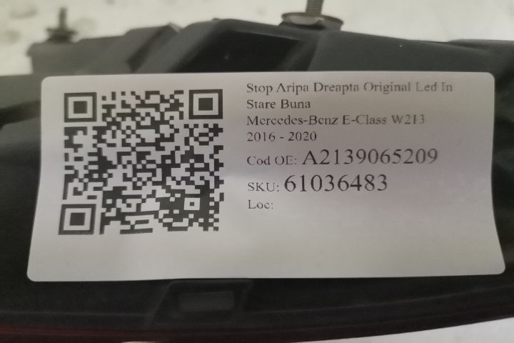 Стоп Десен Original Led В Добро Състояние Мерцедес-Бенц / Mercedes-Ben